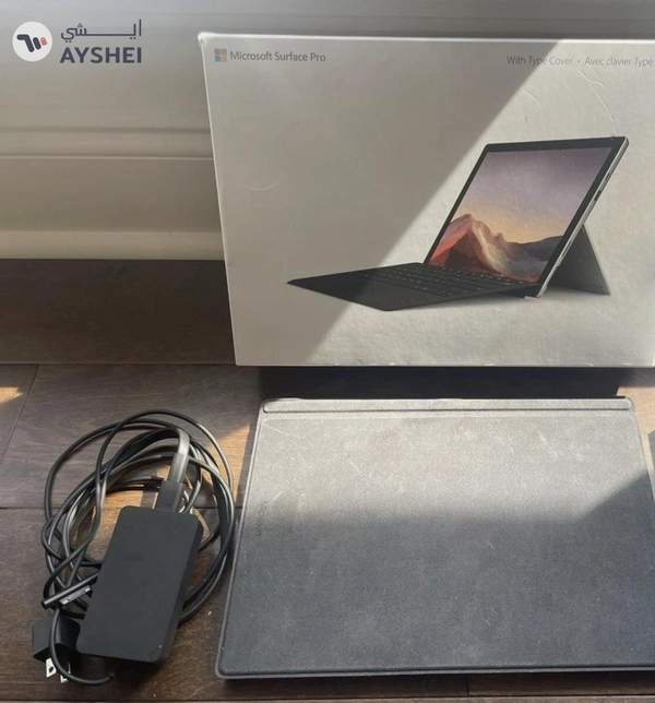 Microsoft Surface 7 + pro 2-in-1 Laptop with keyboard and pen