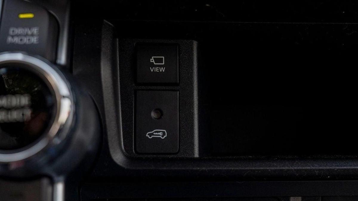 Toyota Land Cruiser vx 4.0-5-5