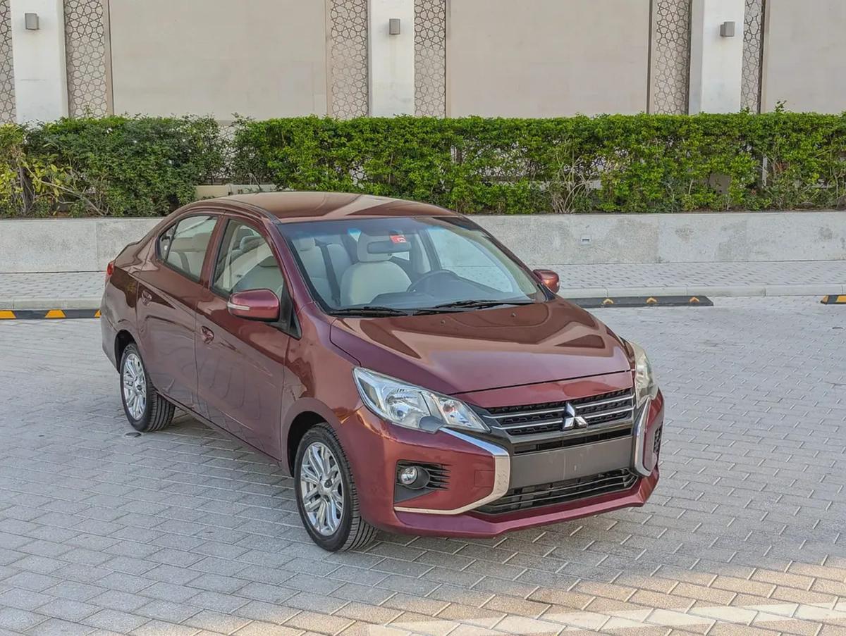 Mitsubishi Attrage 2022 GCC MID Premium Condition With Low KM Economical Family Sedan-3-3