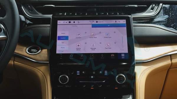 ( 5 Years Warranty + 5 Years Service ) 2025 JEEP GRAND CHEROKEE SUMMIT RESERVE NIGHT VISION GCC 0Km