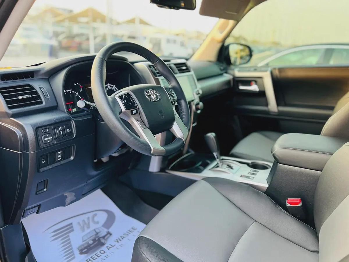 2021 Toyota 4Runner SR5 - American Specs - GCC Resale-4-4