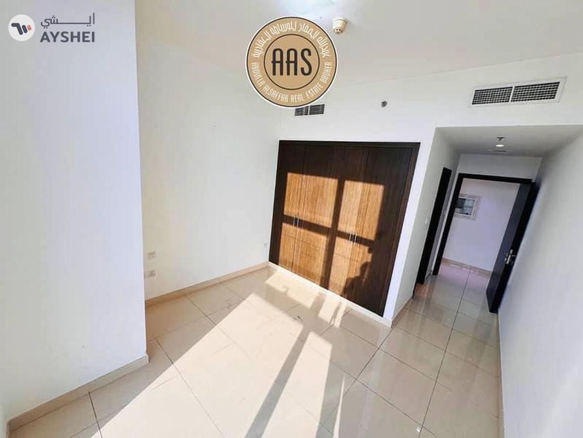 HUGE SIZE 2BHK || NEAR TO METRO || ALL AMENITIES || PARKING-12-12