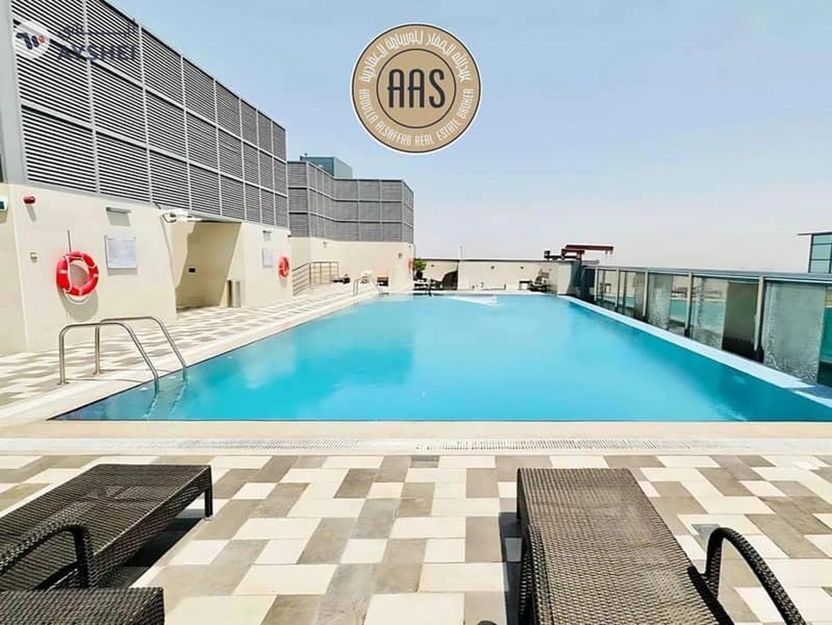 HUGE SIZE 2BHK || NEAR TO METRO || ALL AMENITIES || PARKING-18-18