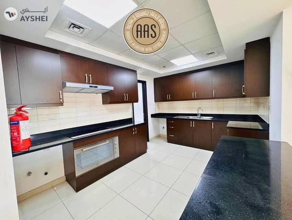 HUGE SIZE 2BHK || NEAR TO METRO || ALL AMENITIES || PARKING