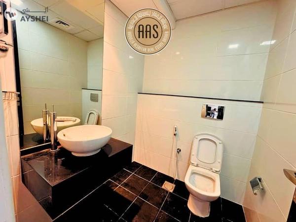 HUGE SIZE 2BHK || NEAR TO METRO || ALL AMENITIES || PARKING