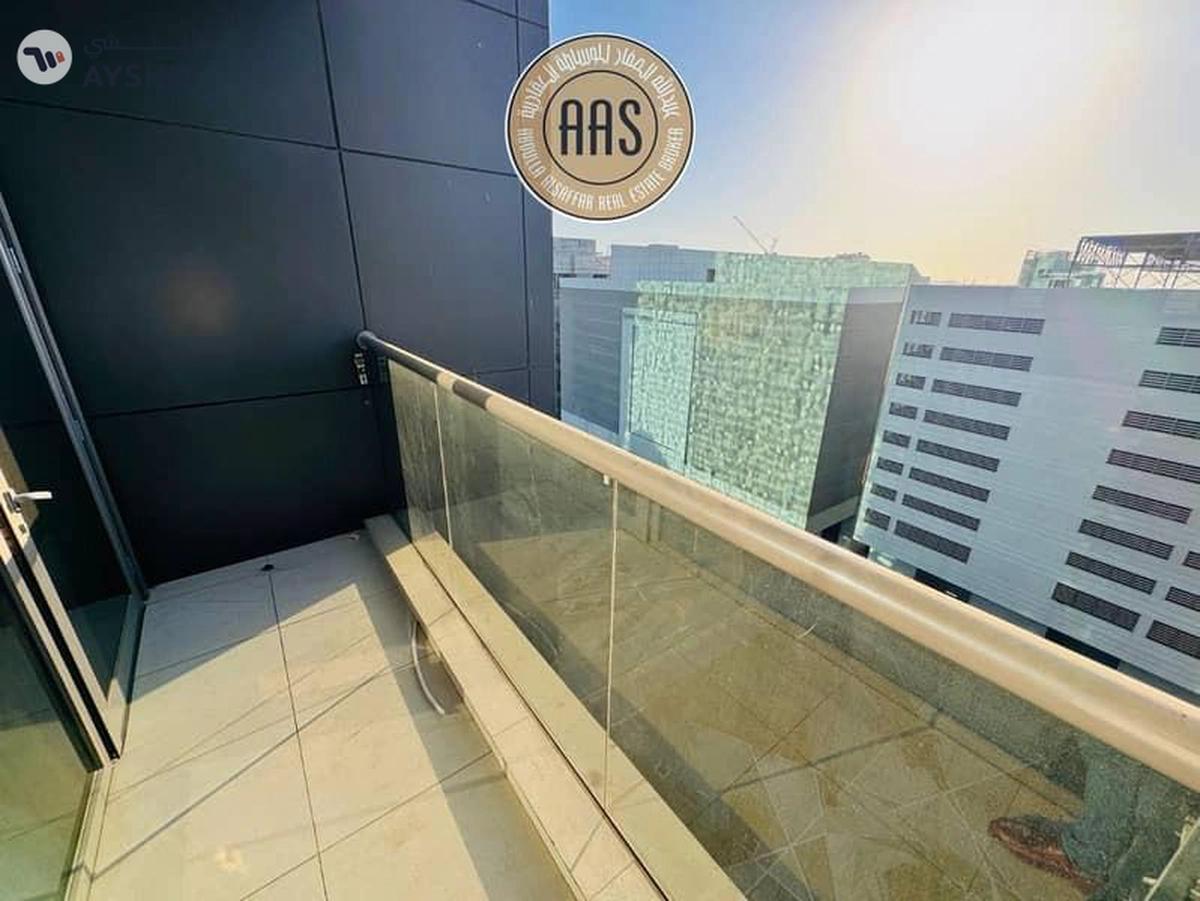 HUGE SIZE 2BHK || NEAR TO METRO || ALL AMENITIES || PARKING-5-5