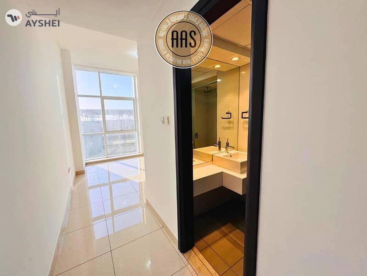 HUGE SIZE 2BHK || NEAR TO METRO || ALL AMENITIES || PARKING-8-8