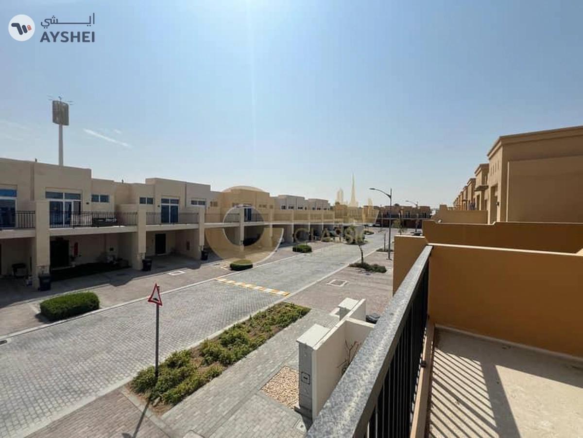 Freshly Maintained | Spacious | 3 Bed Townhouse-8-8