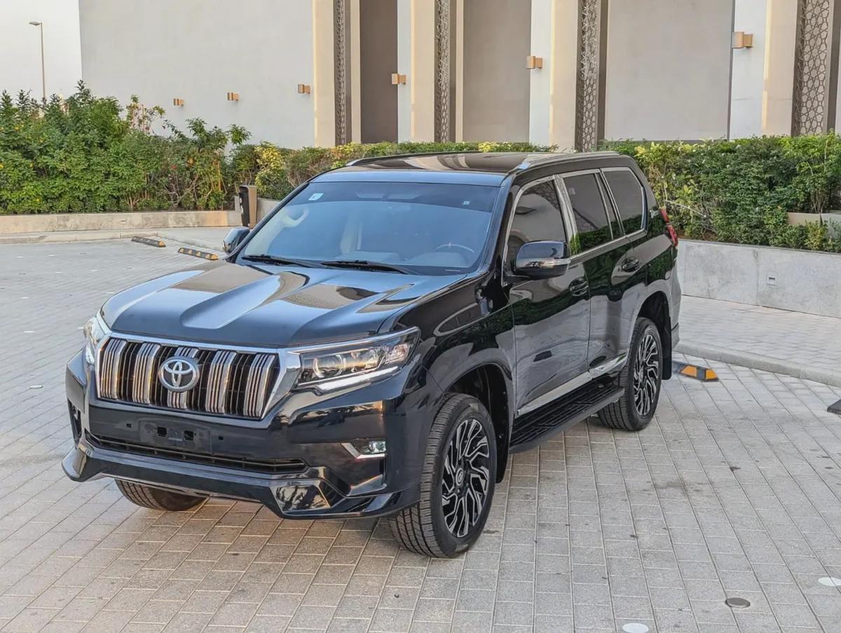 TOYOTA PRADO 2020 GCC V4 2.7L ACCIDENT FREE IN EXCELLENT CONDITION-1-1