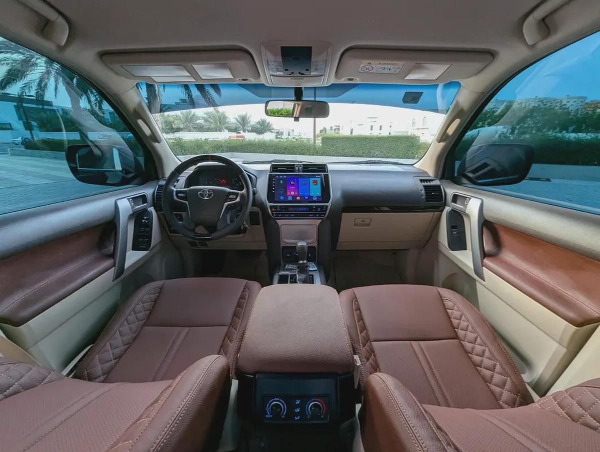 TOYOTA PRADO 2020 GCC V4 2.7L ACCIDENT FREE IN EXCELLENT CONDITION-2-2