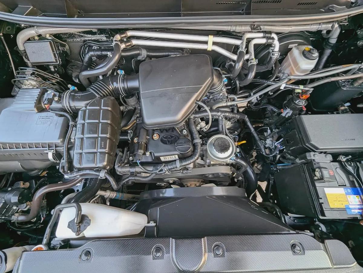 TOYOTA PRADO 2020 GCC V4 2.7L ACCIDENT FREE IN EXCELLENT CONDITION-9-9