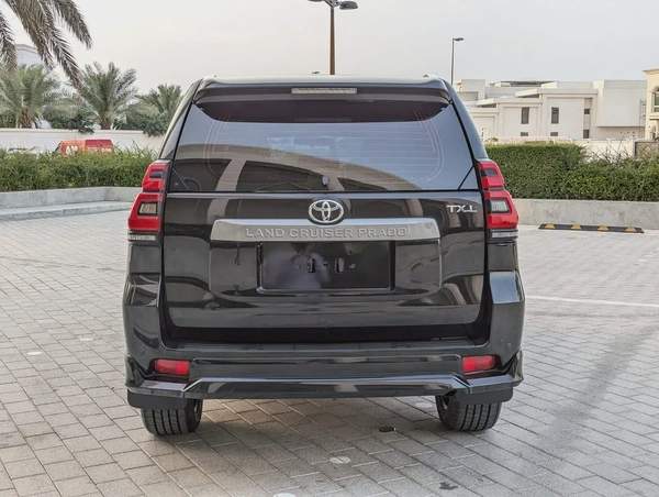 TOYOTA PRADO 2020 GCC V4 2.7L ACCIDENT FREE IN EXCELLENT CONDITION