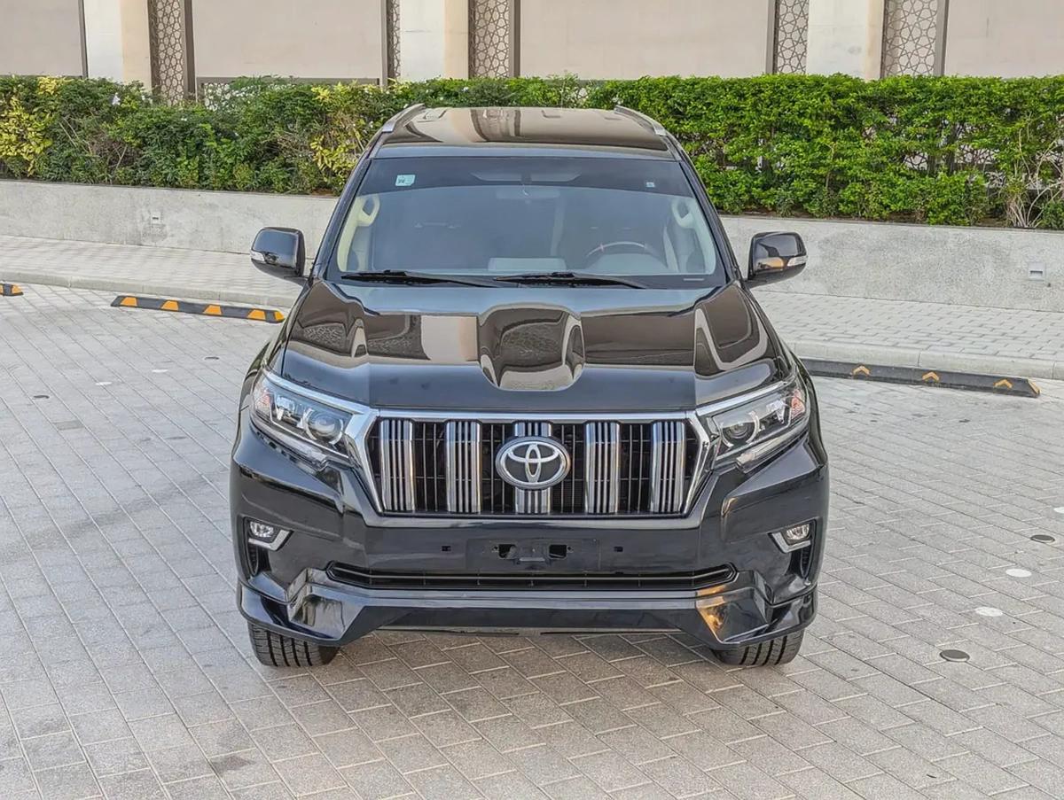 TOYOTA PRADO 2020 GCC V4 2.7L ACCIDENT FREE IN EXCELLENT CONDITION-17-17