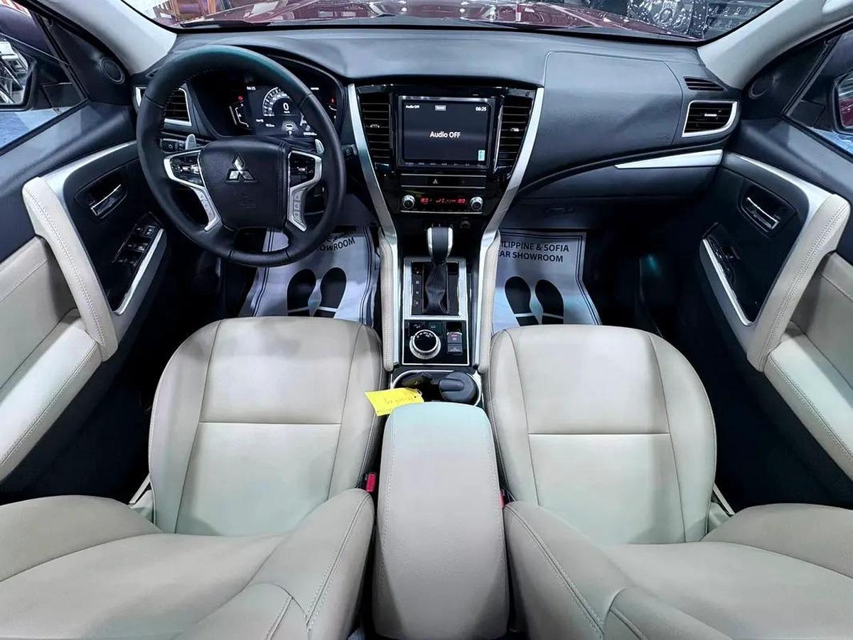 2023 Mitsubishi Montero Sport - GCC Specs - BRANDNEW-2-2