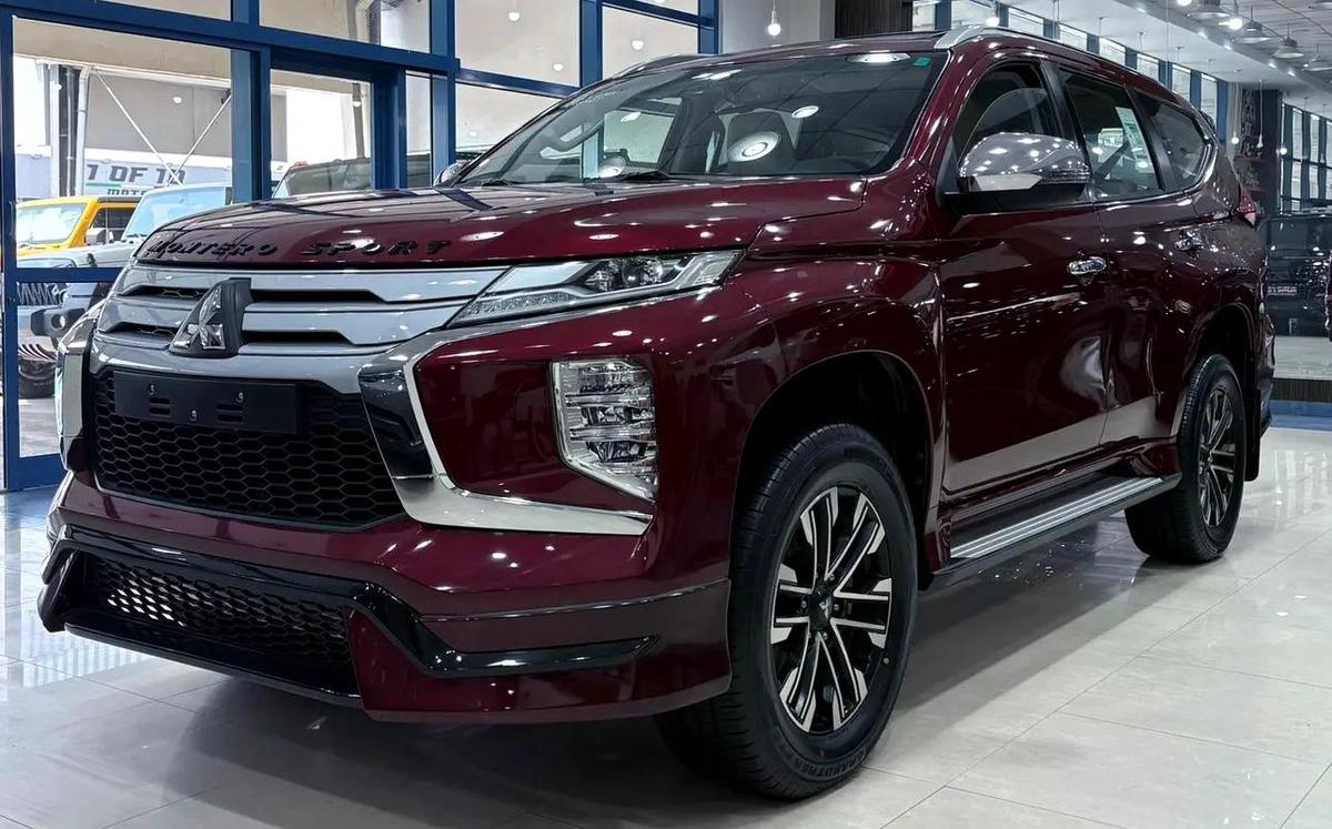 2023 Mitsubishi Montero Sport - GCC Specs - BRANDNEW-0-0