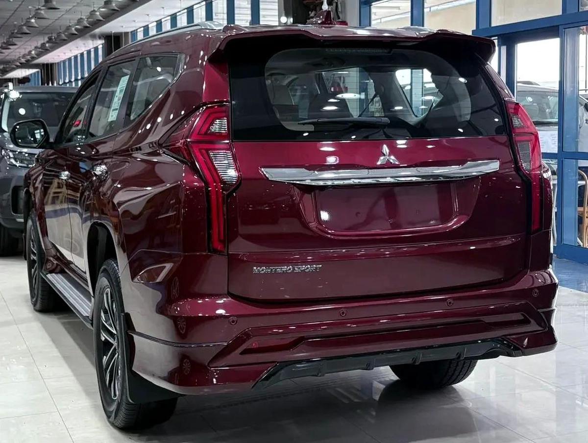 2023 Mitsubishi Montero Sport - GCC Specs - BRANDNEW-11-11