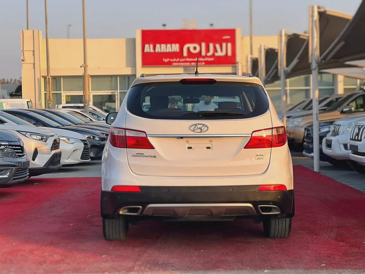 2016 | Hyundai Santa - Fe | V6 | 7 Seaters | GCC | 3.3L | Ref#885-4-4