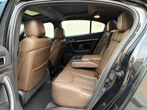 Gulf Specs 2014 LINCOLN MKS High-Line 3.7Litre V6 (Agency Serviced)