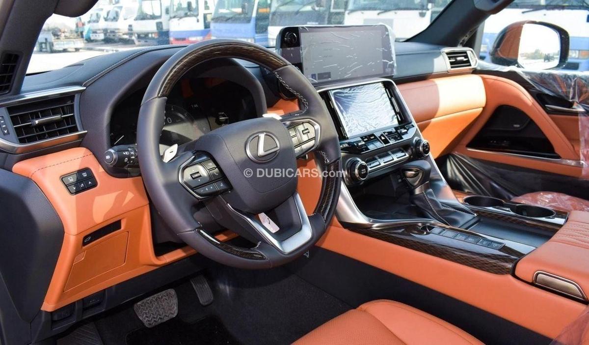 Lexus LX 600 3.5 L V6-4-4