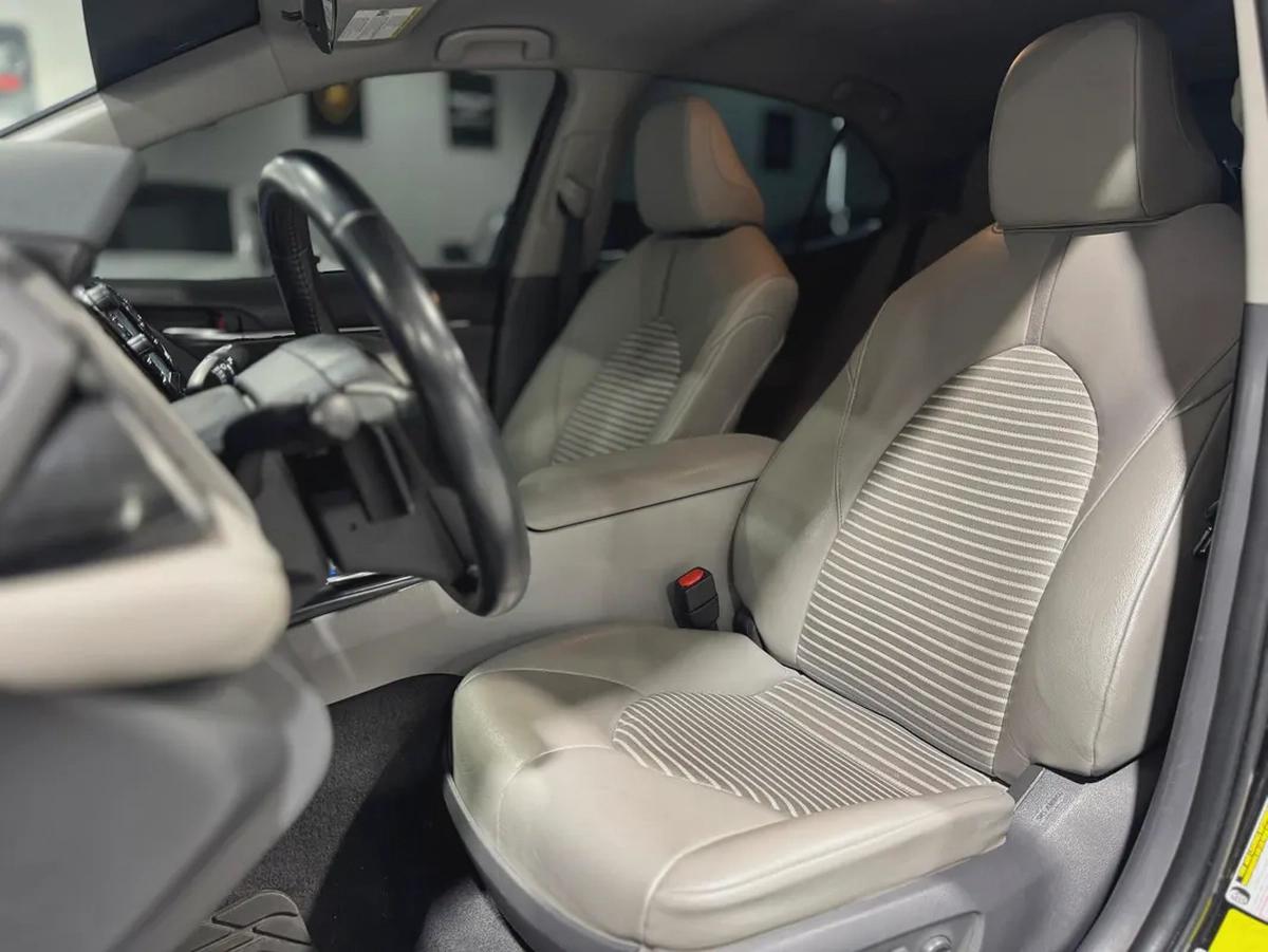 Toyota Camry SE | 2020 | Excellent Condition.-6-6