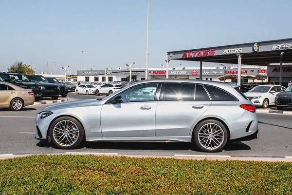 2023 - C43 STATION AMG - IMMACULATE CONDITION - ONLY 4,000 KM DONE