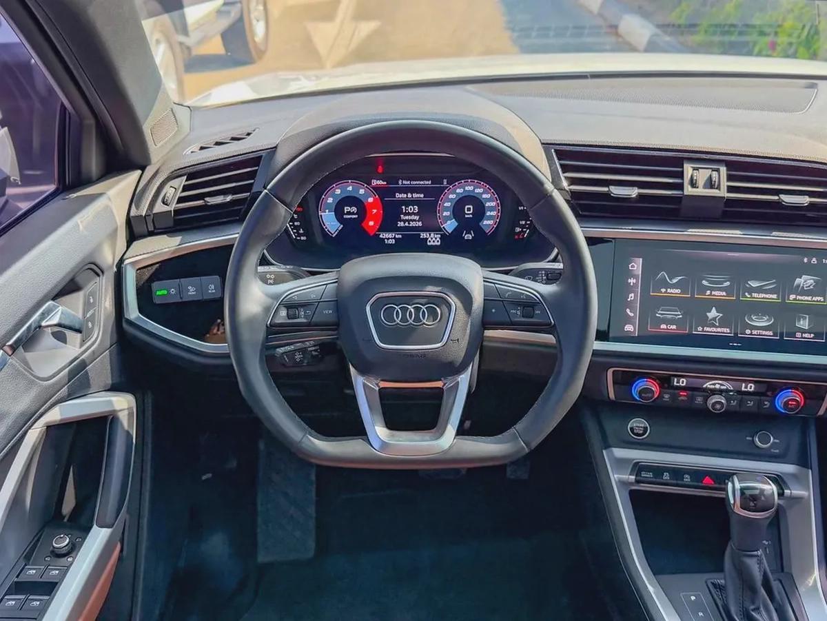 2024 Audi Q3 35 TFSI - GCC Specs - Brand New-4-4