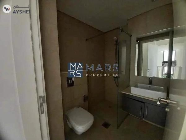 The Lavish 4BHK + Majlis Villa For Rent in Nasma Residense