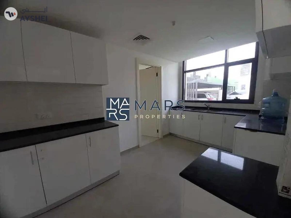 The Lavish 4BHK + Majlis Villa For Rent in Nasma Residense-11-11