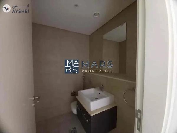 The Lavish 4BHK + Majlis Villa For Rent in Nasma Residense