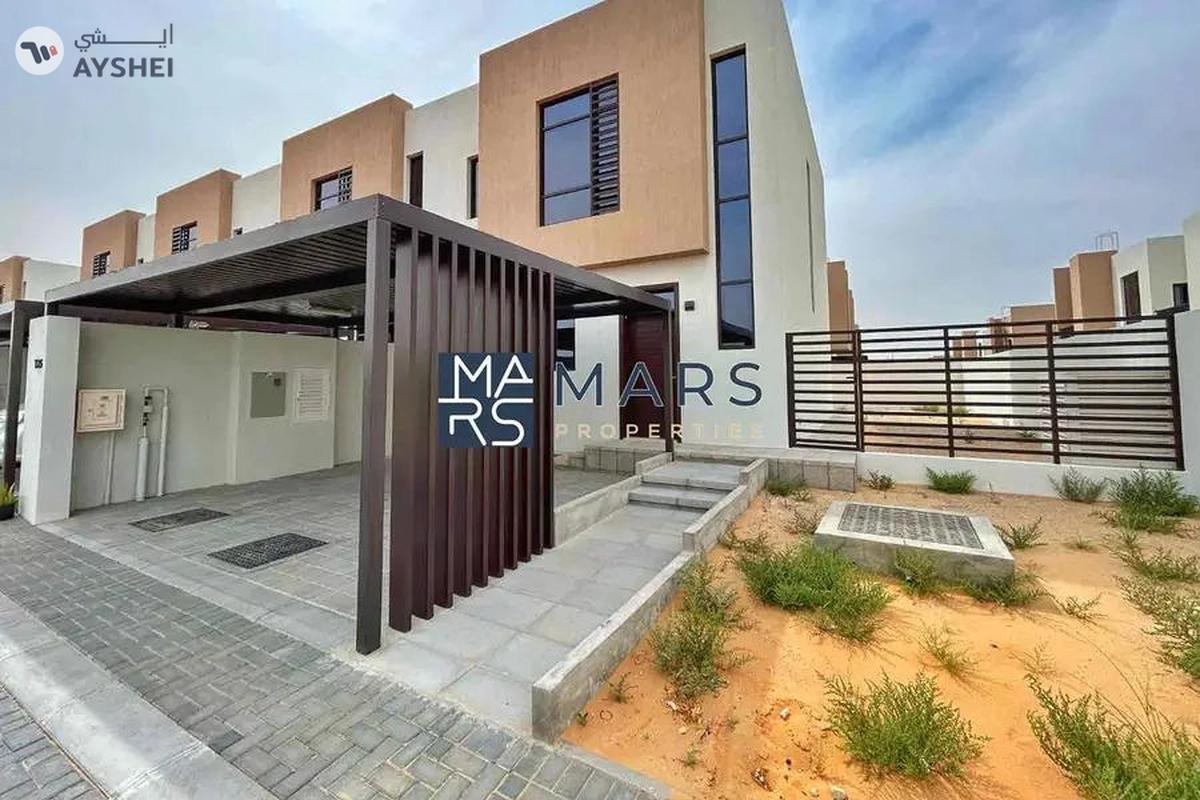 The Lavish 4BHK + Majlis Villa For Rent in Nasma Residense-0-landscape