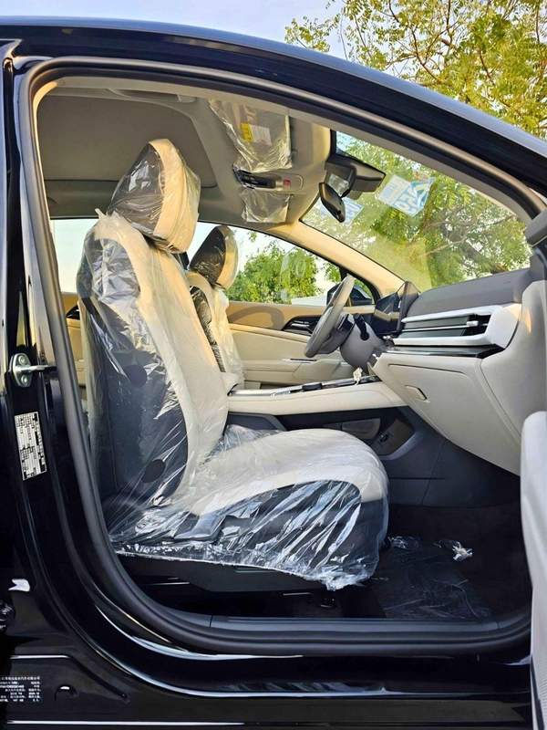 Kia Sportage PREMIUM SMART VERSION / 1.5L V4 PETROL / 360 CAMERA / PANORAMIC ROOF (CODE # KSRP)