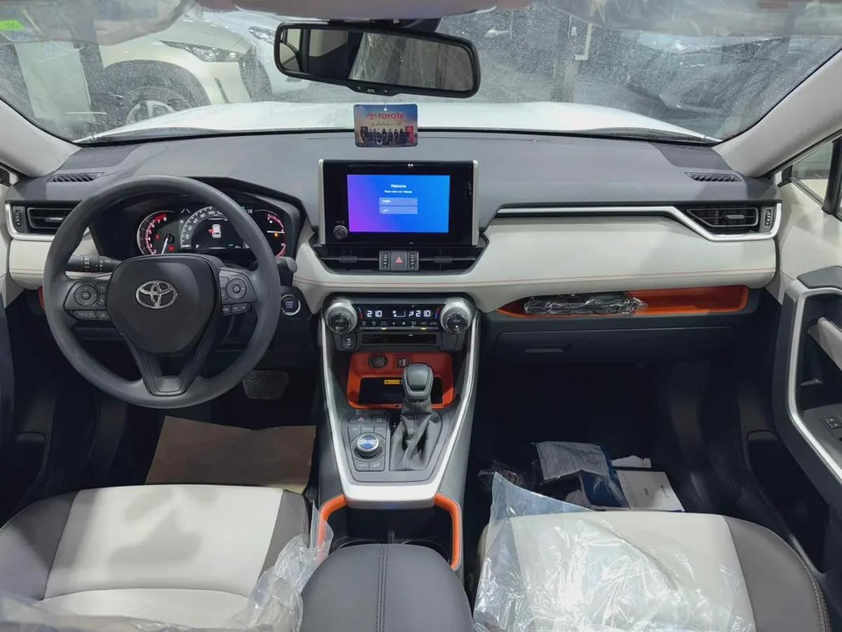 TOYOTA RAV4 ADVENTURE 2.5L PETROL FULL 2025YM تويوتا راف4 ادفانشر فل اوبشن مكينه 2500 بنزين-7-7