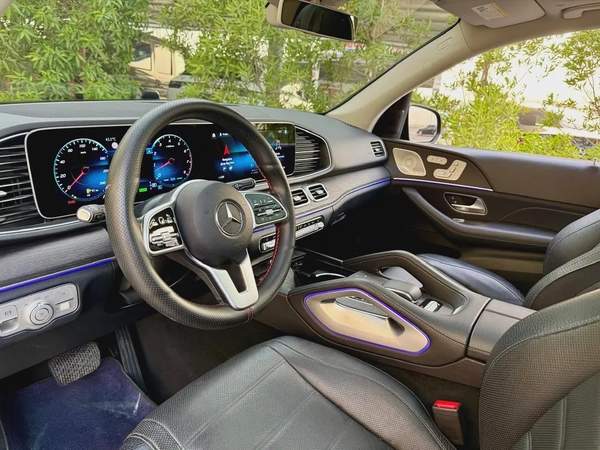 مرسيدس بنز GLE 580 فل اوبشن Mercedes-Benz GLE 580 2020 - American Specs