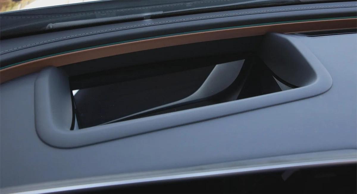 MERCEDES BENZ E 300 - 2024 - GCC - GARGASH WARRANTY + SERVICE CONTRACT - ORIGINAL PAINT-13-13