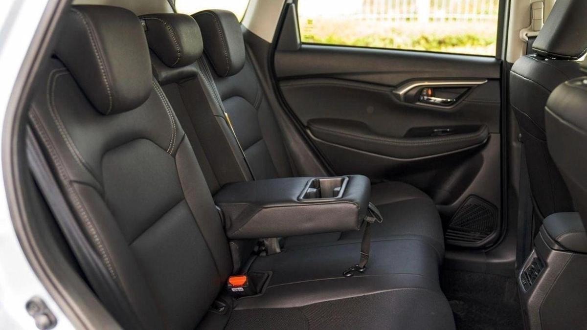 Suzuki Grand Vitara GLX 2026-14-14