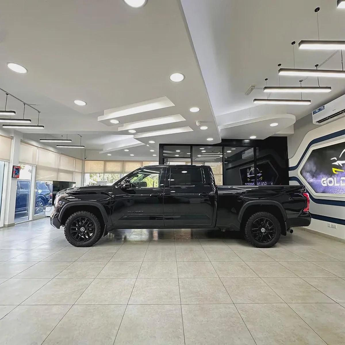 2024 Toyota Tundra Limited hybrid-2-2