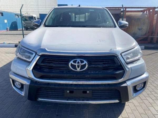 Toyota Hilux 2023 Toyota Hilux 2700cc Full Option Automatic With Rear Camera Zero KM