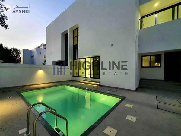 Exclusive 4-Bedroom Luxury Villa Near the Beach