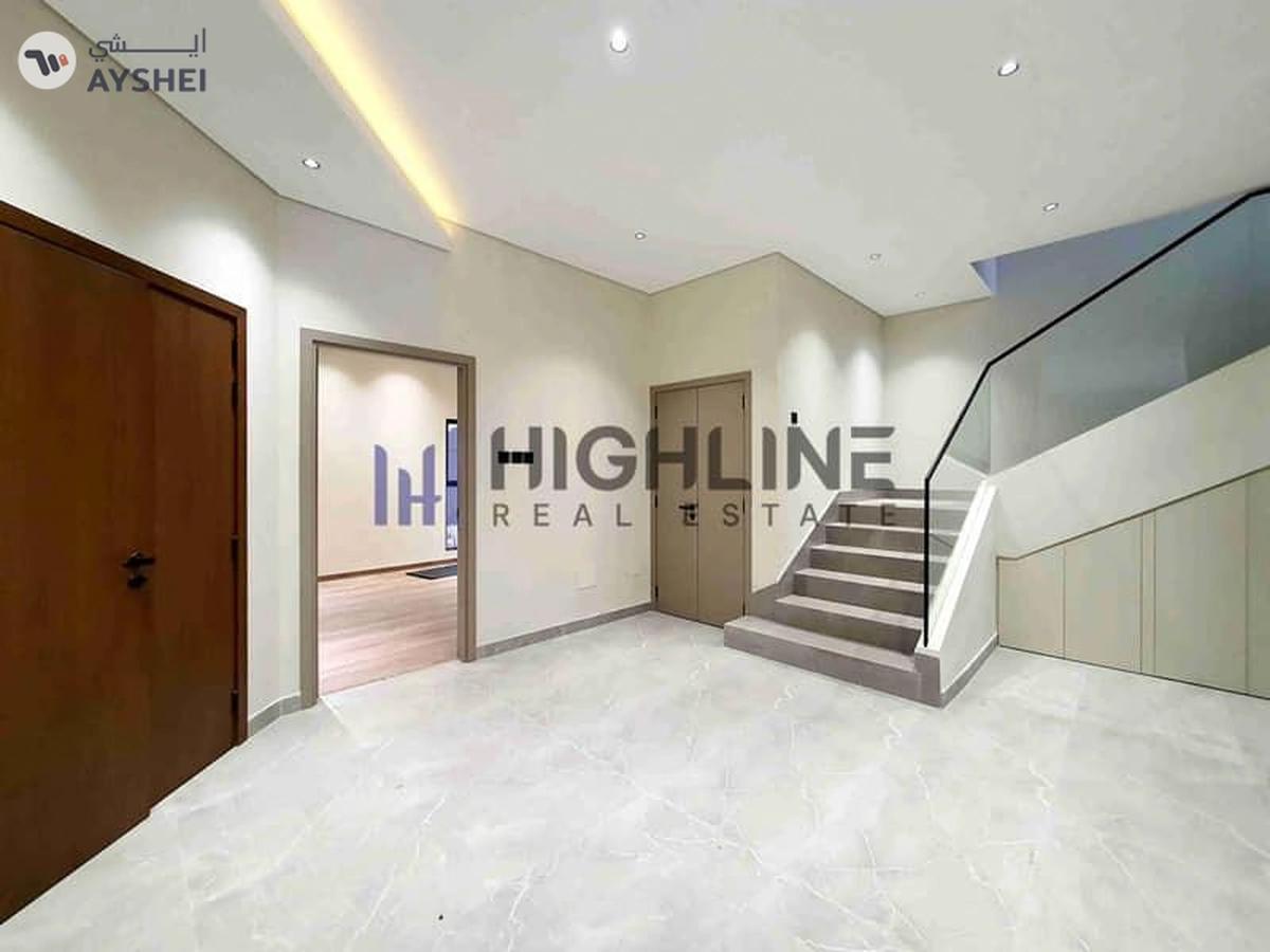 Exclusive 4-Bedroom Luxury Villa Near the Beach-6-6