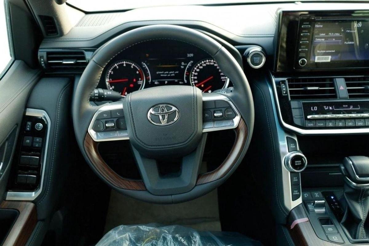 Toyota Land Cruiser Toyota Land Cruiser VX 4.0L Petrol 2024-7-7