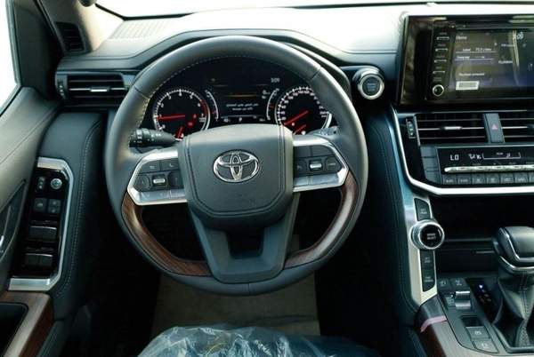 Toyota Land Cruiser Toyota Land Cruiser VX 4.0L Petrol 2024