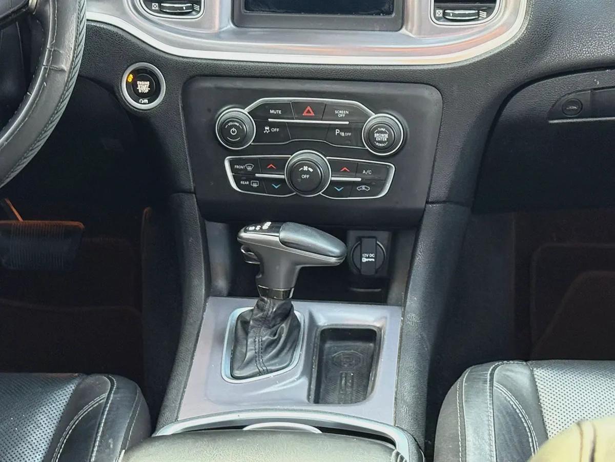 2019 Dodge Charger, 2019 American specs, fully loaded, converted to STR, in excellent condition.-14-14