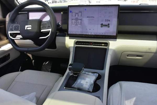 ROX 01 VIP 6 SEATS 2025 | WHITE