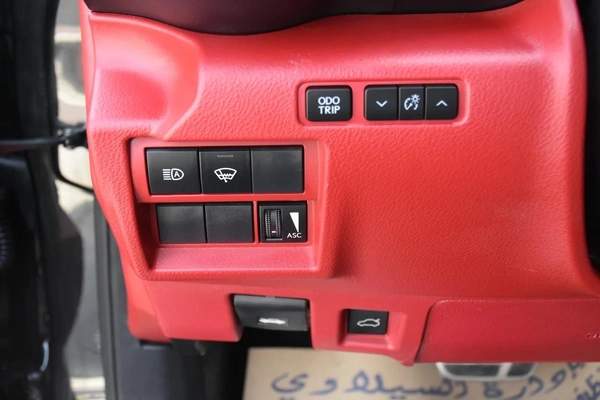 IS300 F AWD 2023 | BLACK ( REF-ACD )