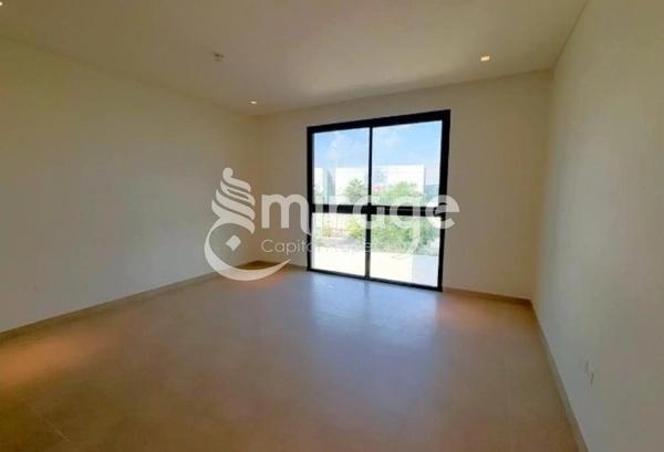 Double Row | End Unit | Magnolias 4BR