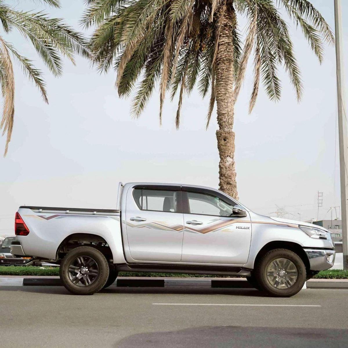 Toyota Hilux GLX AT 2.7L-2-2