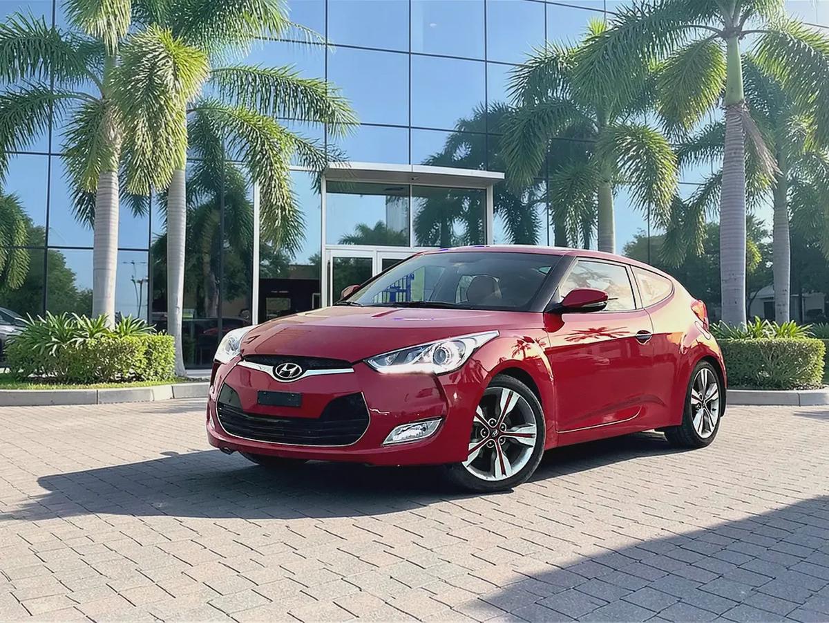 HYUNDAI | VELOSTER | GLS | 1.6L |2016 |GCC | EXCELLENT CONDITION-0-0