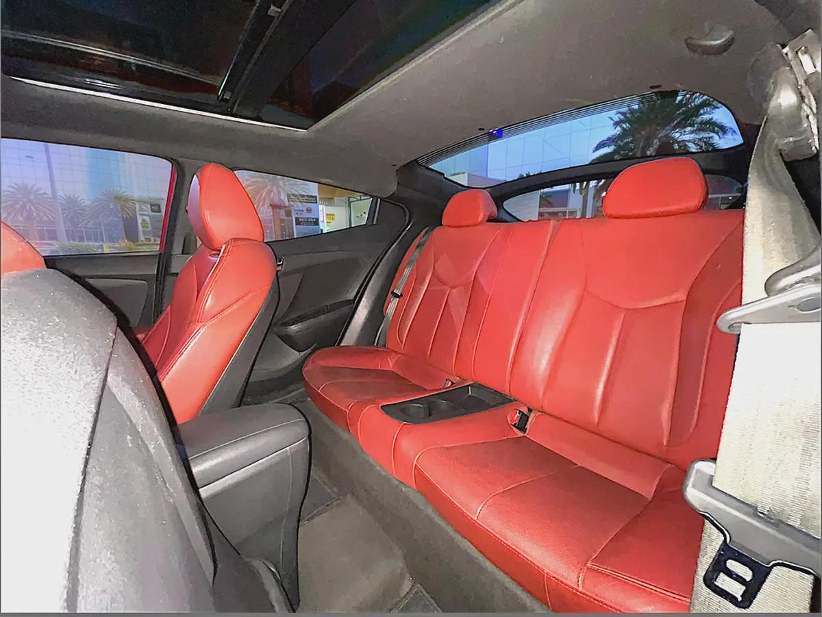 HYUNDAI | VELOSTER | GLS | 1.6L |2016 |GCC | EXCELLENT CONDITION-19-19