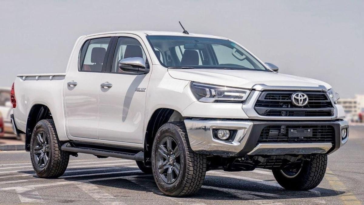 Toyota Hilux TOYOTA HILUX DC 2.7P MT 4X4 MY2023 – WHITE-0-0