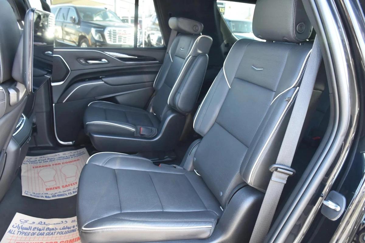 CADILLAC ESCALADE LUXURY 2023 | BLACK-13-13